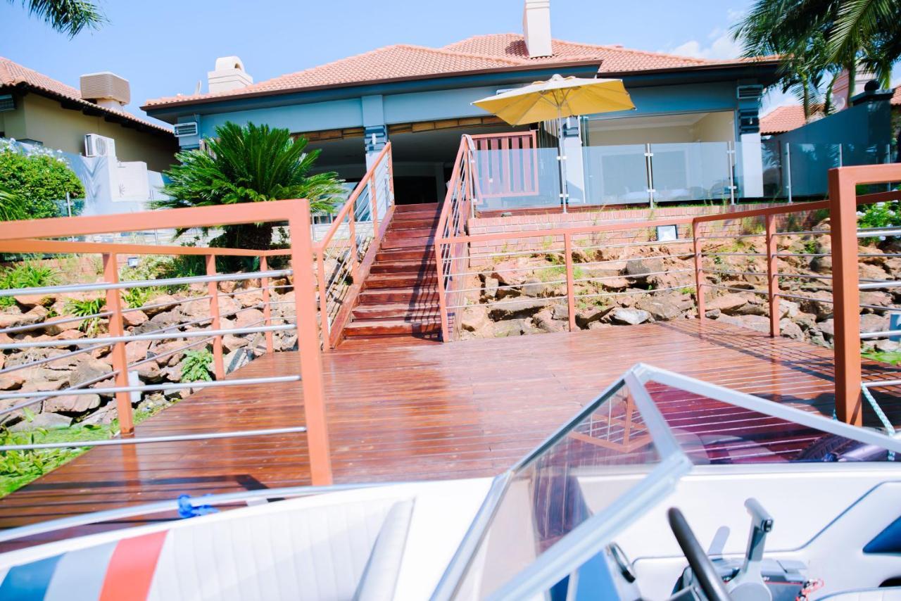 Vila Dam View House Hartbeespoort Exteriér fotografie