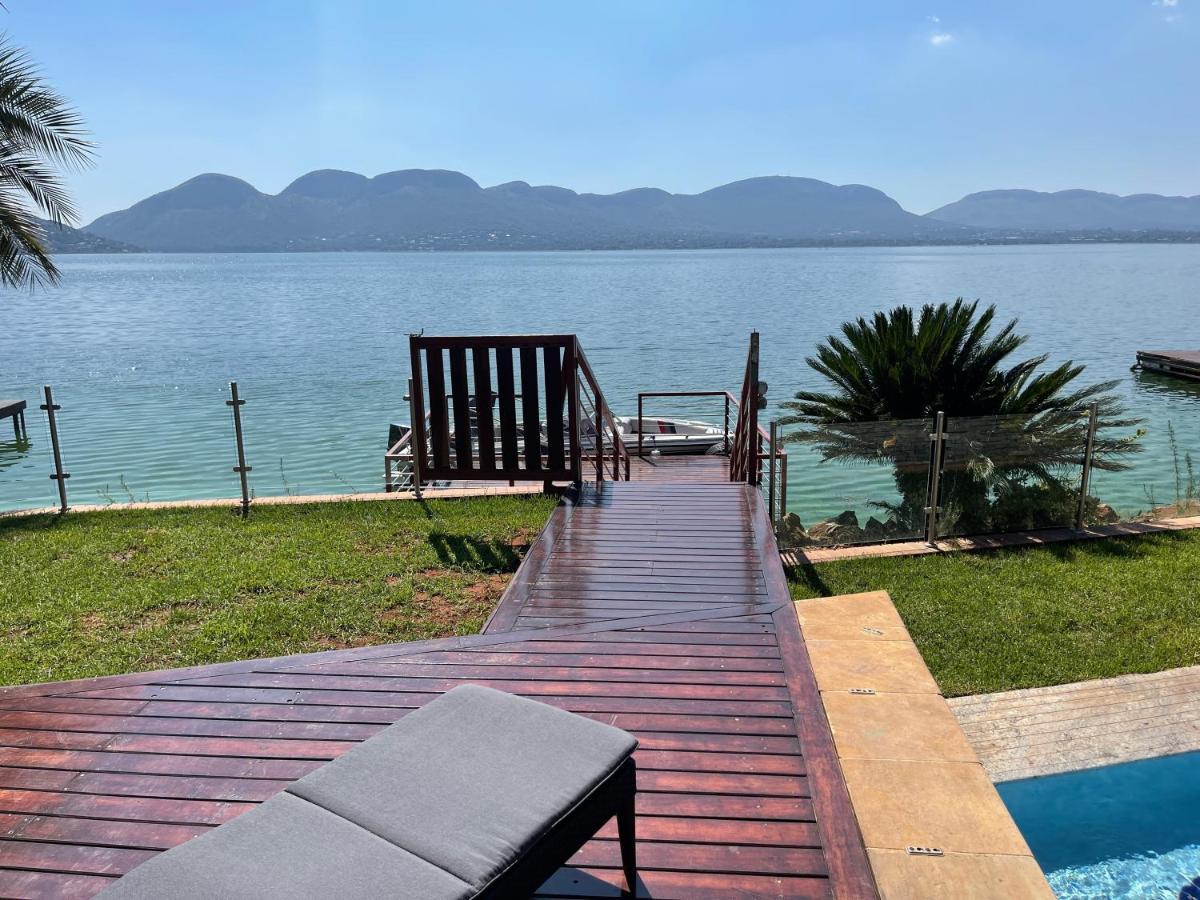 Vila Dam View House Hartbeespoort Exteriér fotografie